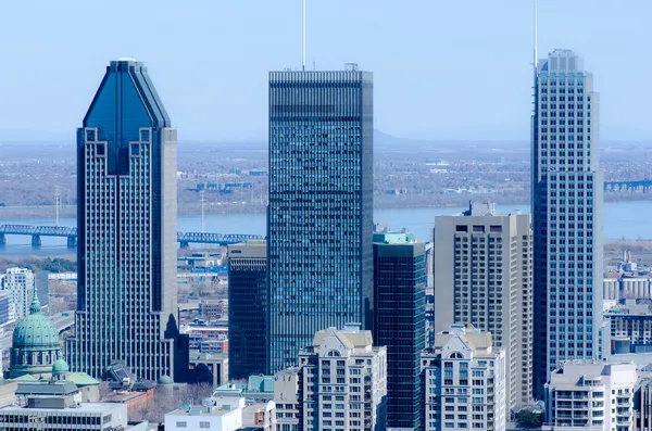 Weergave van montreal wolkenkrabbers — Stockfoto