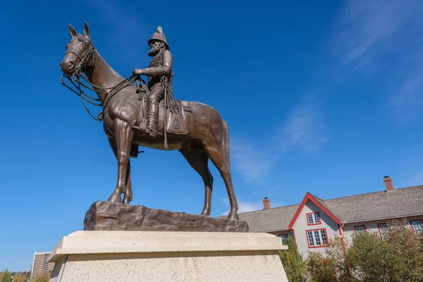 Calgary Alberta Kanada Září 2021 Socha Plukovníka Jamese Macleoda Fort — Stock fotografie