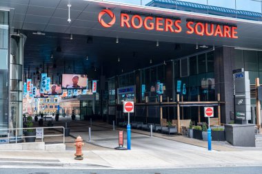 Halifax, Nova Scotia, Kanada - 10 Ağustos 2021: Açık Plaza Rogers Meydanı