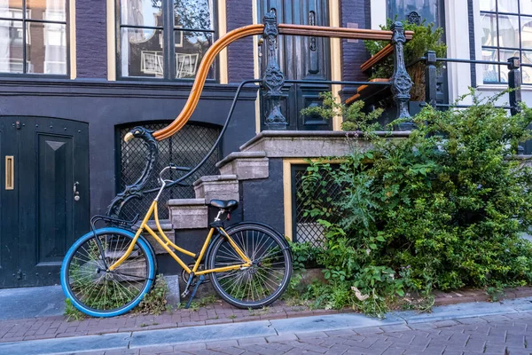 네덜란드 암스테르담에 자전거 — 스톡 사진