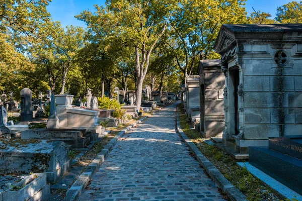 Parijs Frankrijk Augustus 2022 Grafstenen Begraafplaats Pere Lachaise — Stockfoto