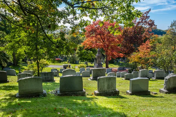 Pedras Tumulares Cemitério Montreal Outono — Fotografia de Stock