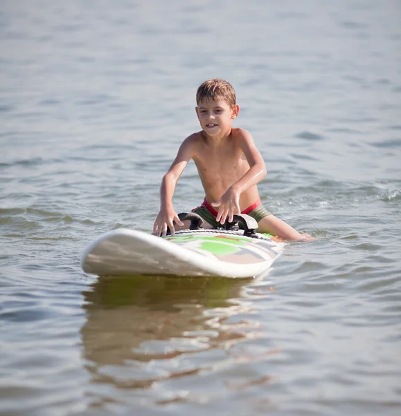 Surfen lernen — Stockfoto