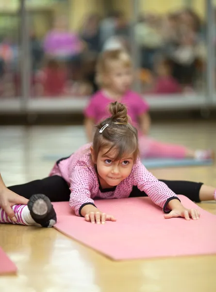 Liten flicka, fitness Stockfoto