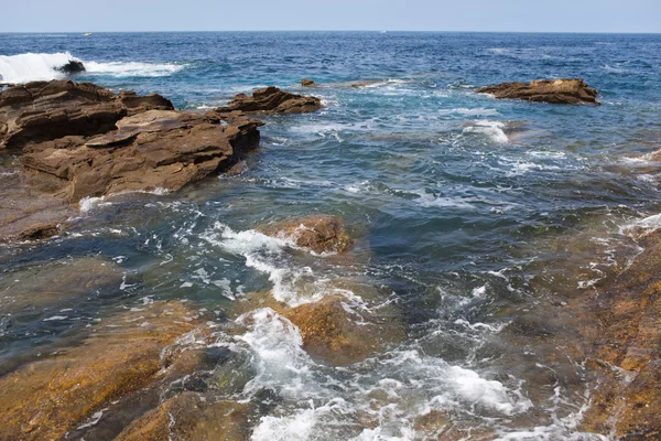 Rompere l'onda dell'oceano — Foto Stock