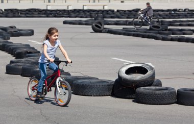 megy a bike versenyBisiklet Yarışı git