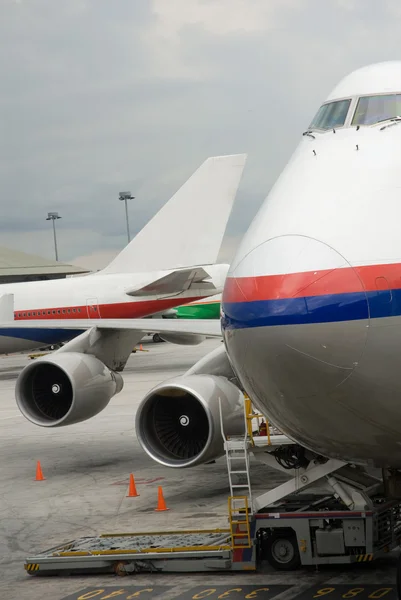 Repostaje de aviones — Foto de Stock