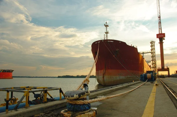 Vessel moored — Stock Photo, Image