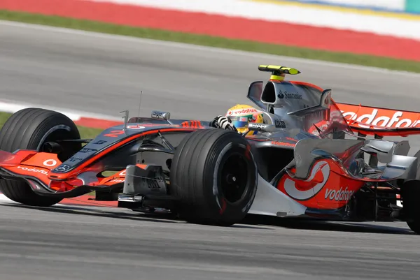 Vodafone Mclaren Mercedes Mp4-22 - Льюїс Гамільтон — стокове фото