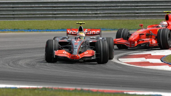 Vodafone Mclaren Mercedes Mp4-22 - Lewis Hamilton