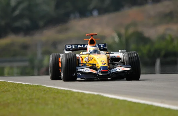 ING Renault F1 Team R27 - Джанкарло Физикелла — стоковое фото