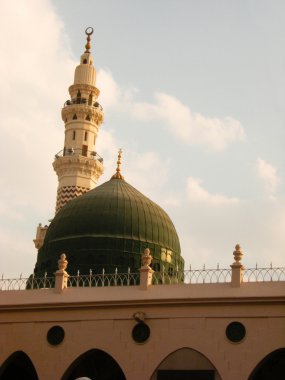 Yeşil kubbe nabawi Camii