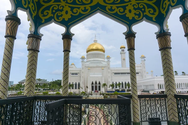 Meczet sułtana Omara ali Saifuddina Meczet w bandar seri begawan, — Zdjęcie stockowe