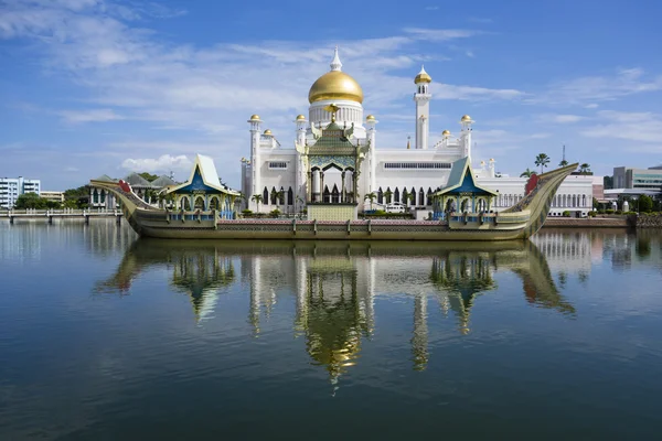 Masjid Sultan Omar Ali Moschea di Saifuddin a Bandar Seri Begawan , — Foto Stock