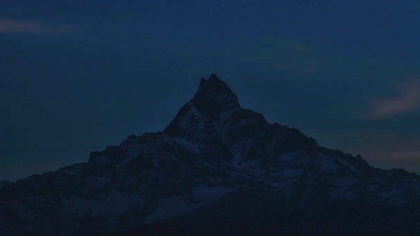 Montanha Machapuchare na cordilheira Annapurna de Dhampus, Pokhara, Nepal . — Vídeo de Stock