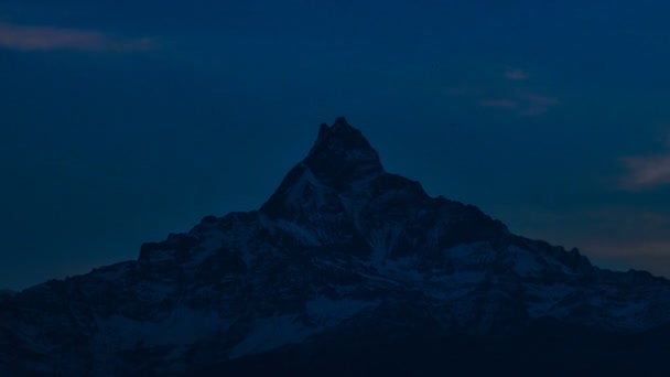 Βουνό machapuchare σε annapurna κυμαίνονται από Ποκάρα, dhampus, Νεπάλ. — Αρχείο Βίντεο