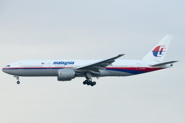 kuala lumpur Uluslararası Havaalanı (KLIA), sepang, Malezya-21 Temmuz 2014: boeing 777-200er (9m-mrb) mas toprakları KLIA Malezya.