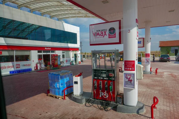 Bolu Turquía Circa 2017 Gasolinera Ofisi Bolu Turkiye Una Empresa —  Fotos de Stock
