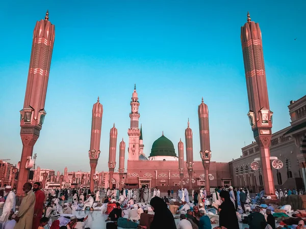 Madinah Saudi Arabia Circa 2019 Buitenaanzicht Van Masjid Nabawi Moskee — Stockfoto