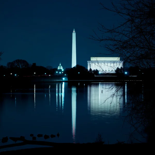 Washington DC Monuments Reflecting In The Potomac River — Stock Photo, Image