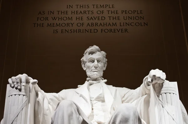 Monumento a Lincoln de noche — Foto de Stock