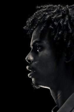 vahşi genç Afro-Amerikalı adam