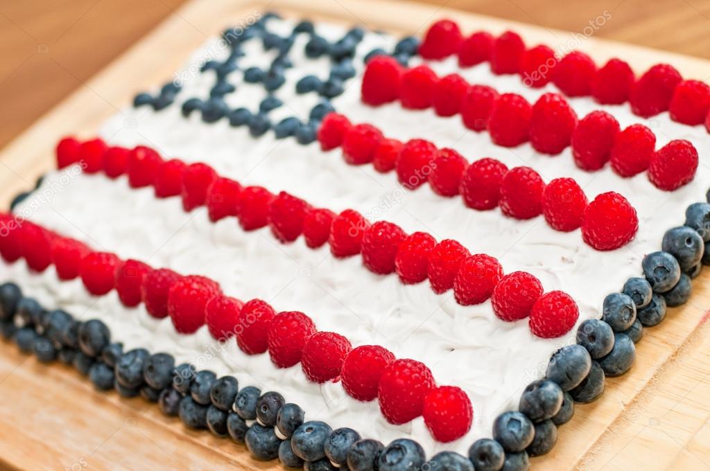 US Flag Fourth Of July Cake