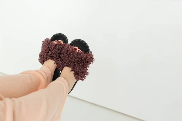 Young Woman Soft Cozy Brown Slippers Resting Home — Stock Photo, Image