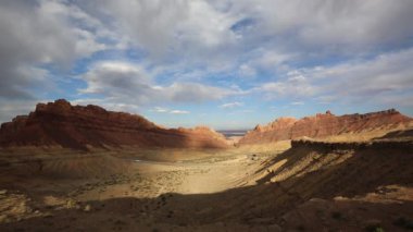 Utah 'ta Benekli Kurt Kanyonu' yla Panorama