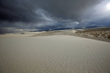 White Sands Ulusal Parkı, New Mexico 'da kum manzarası
