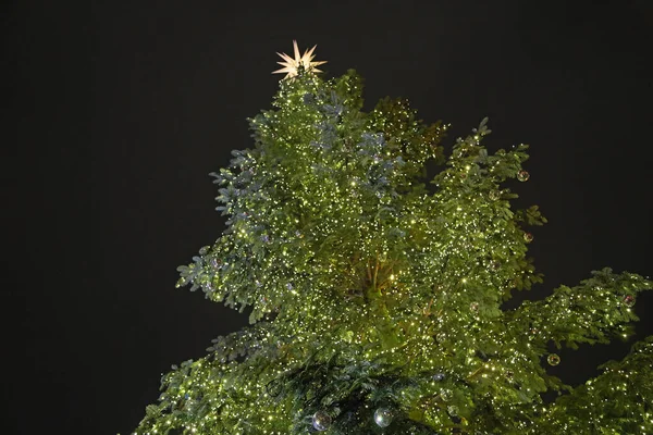 Árbol Navidad Cielo Azul Der Gendarmenmarkt Berlín Alemania —  Fotos de Stock