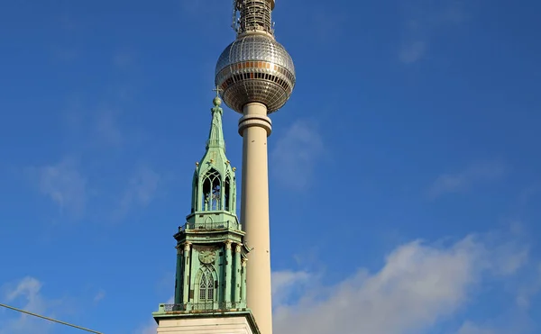 Δύο Πύργοι Πύργος Τηλεόρασης Βερολίνο Γερμανία — Φωτογραφία Αρχείου