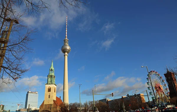 Pohled Dvě Věže Televizní Věž Berlín Německo — Stock fotografie