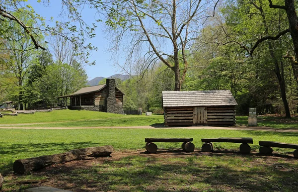 Idylliczny Krajobraz Kabiną Johna Olivera Great Smoky Mountains Tennessee — Zdjęcie stockowe