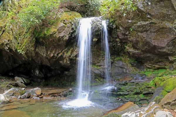 Grotto Falls Great Smoky Mountains Теннесси — стоковое фото