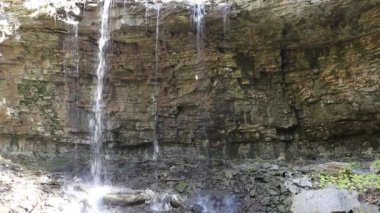 Charleston Falls and the wall - Ohio