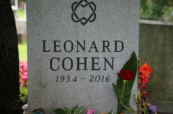 Leonard Cohen Tombstone Montreal Quebec Canada — Stock Photo, Image
