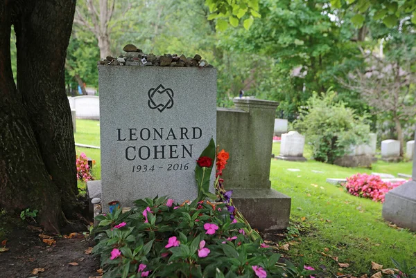 Leonard Cohen Grave Montreal Quebec Canada — Stock Photo, Image