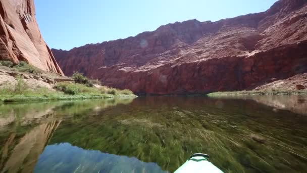 Kayak Aguas Poco Profundas Colorado River Page Arizona — Vídeo de stock