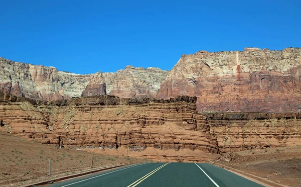 Road Red Vermilion Cliffs Βόρεια Αριζόνα — Φωτογραφία Αρχείου