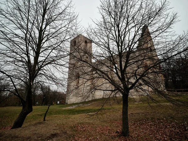 Katarinka Kościół Klasztor Ruiny Katarzyny Dechticach Słowacja — Zdjęcie stockowe