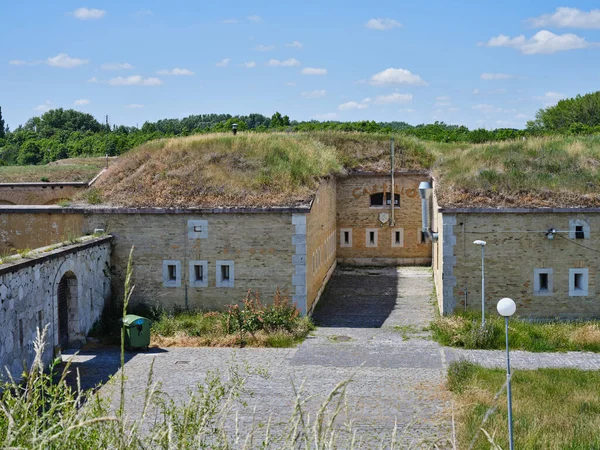 Ligne Fortification Semi Circulaire Entourant Komrno Été Construite Xixe Siècle — Photo