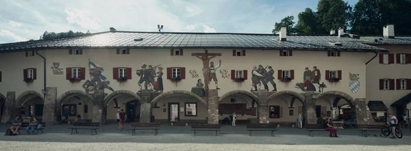 Bela Casa Velha Com Fachada Pintada Berchtesgaden Alemanha — Fotografia de Stock