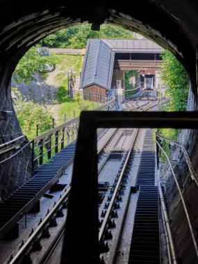 Kale demiryolunun alt kısmının üst manzarası, Salzburg Avusturya