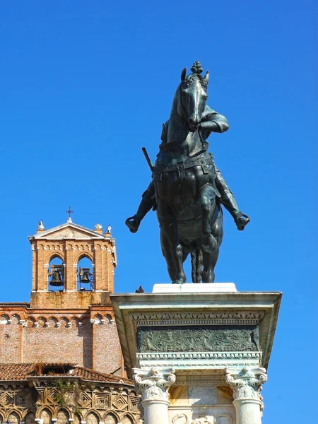 Площадь Санти-Джованни-э-Паоло в Венеции, Италия — стоковое фото