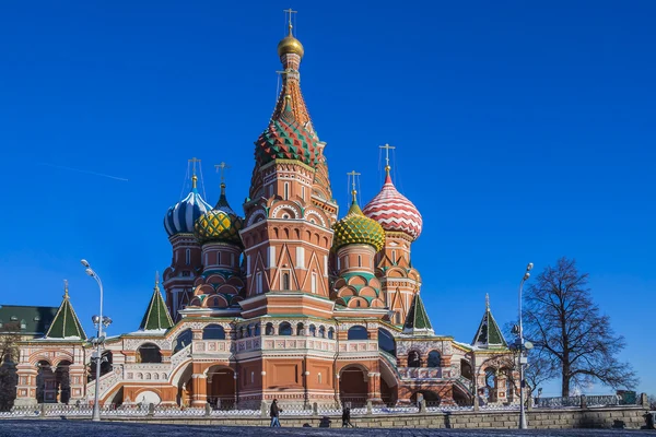 Moskva, Ryssland, Röda torget, Visa av St basil's cathedral — Stockfoto