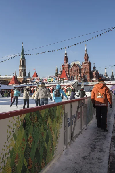 MOSCOW, RUSSIA - JANUARY 25: rink on Red Square in Moscow on 25 — Stock Photo, Image