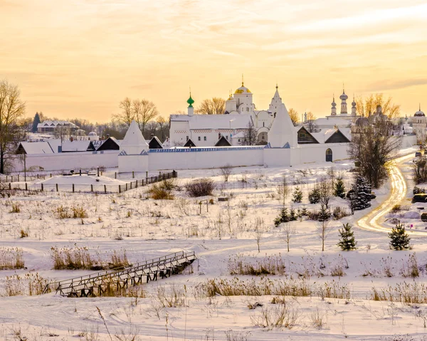 Pokrovsky klooster in Soezdal. Rusland — Stockfoto