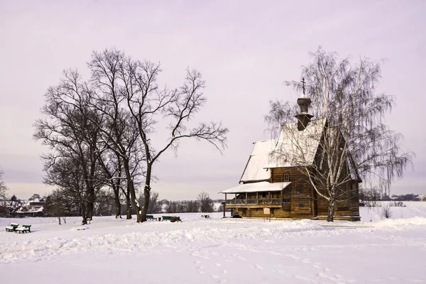 Igreja de madeira em Suzdal, Rússia — Fotografia de Stock