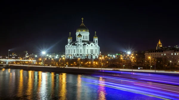 Kathedraal van Christus Verlosser in de nacht in Moskou. — Stockfoto